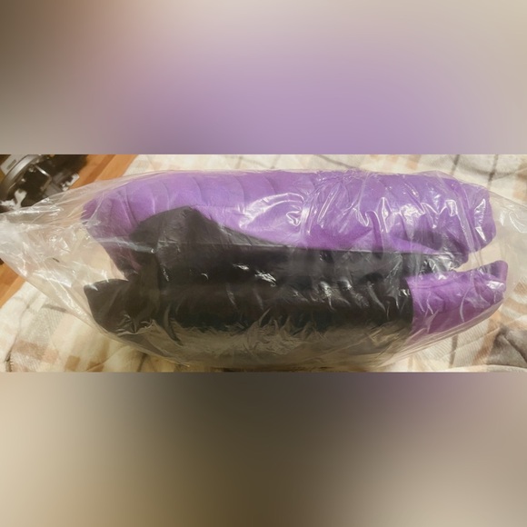 NWT 5 Auto Seat-cover Set- Full Equipped with Directions, Hardware & all 5 Seats - Picture 12 of 15